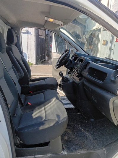 Renault Trafic Furgone T29 2.0 16V PC-TN Furg.ICE (5)