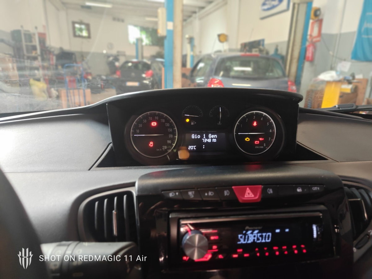 Lancia Ypsilon 1.2 69 CV 5 porte Mya (9)