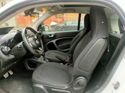 smart Fortwo 70 1.0 twinamic 20th anniversary (17)