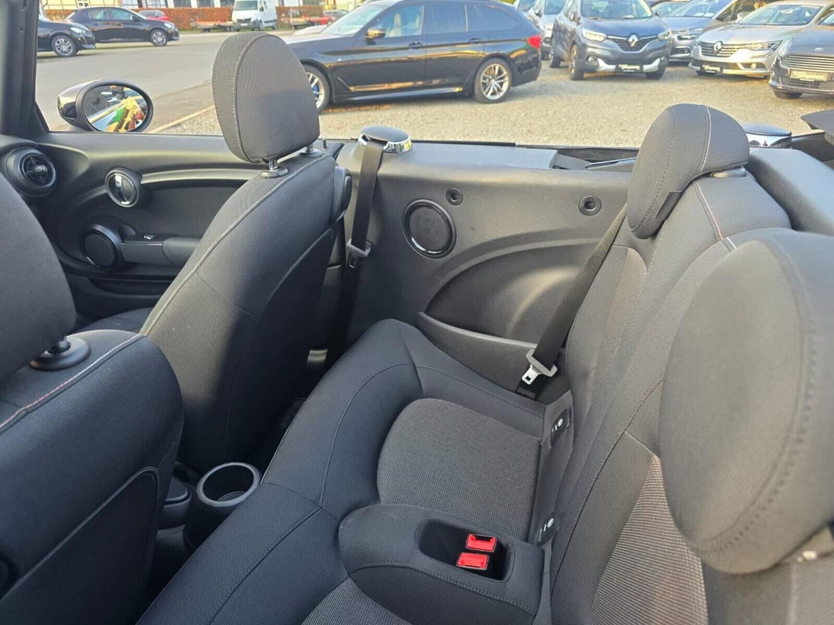 MINI Mini Cabrio 1.5 Cooper Cabrio (13)