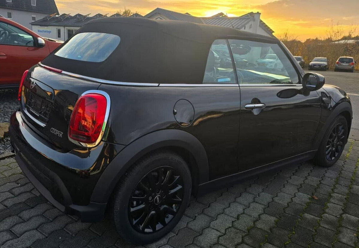 MINI Mini Cabrio 1.5 Cooper Cabrio (5)