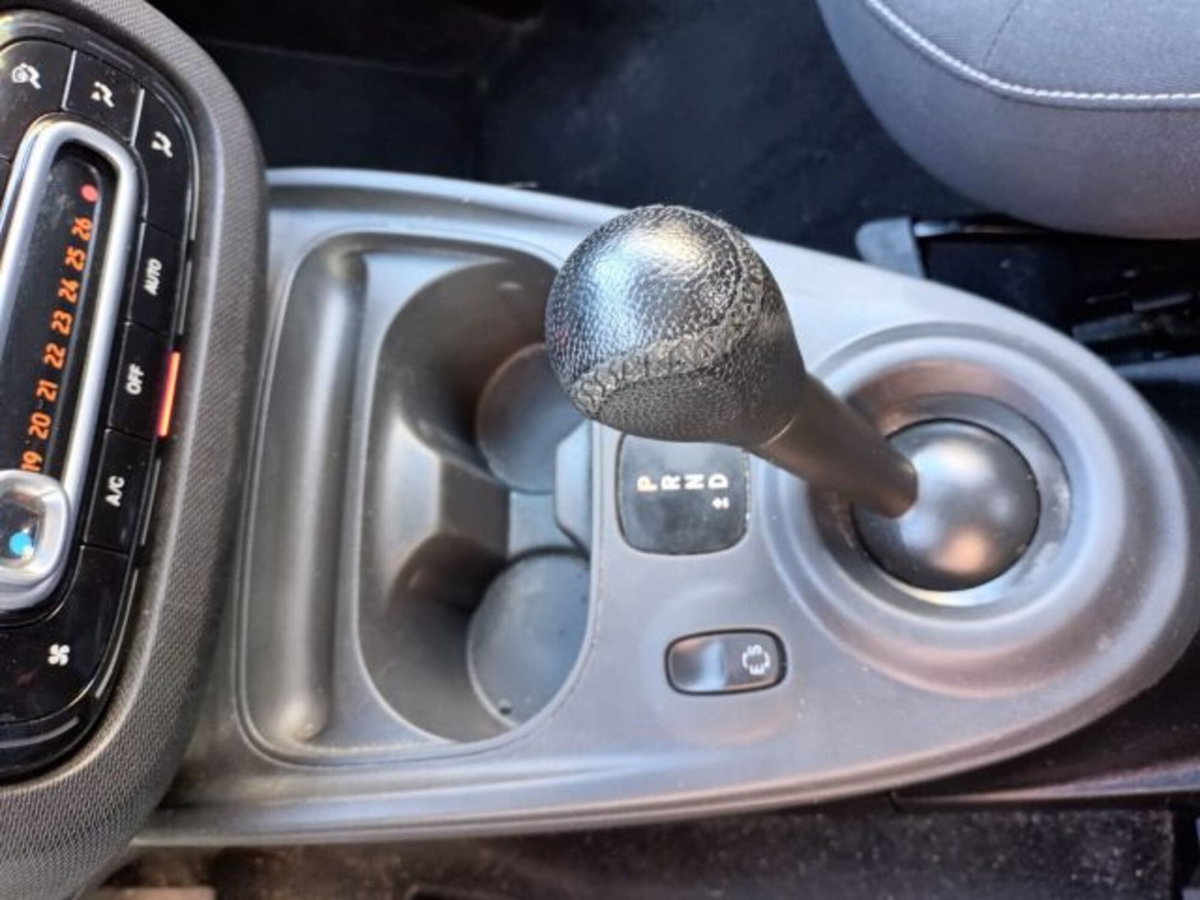 smart Fortwo 1000 52 kW MHD coupé passion (10)