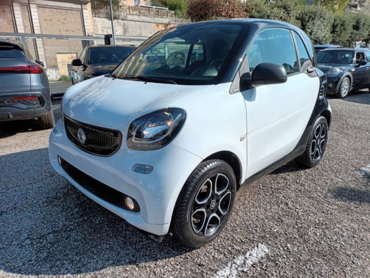 smart Fortwo 1000 52 kW MHD coupé passion (2)