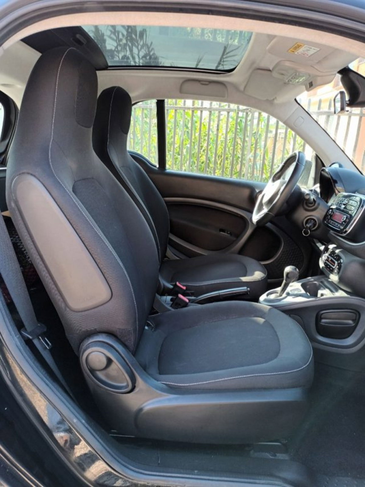 smart Fortwo 1000 52 kW MHD coupé passion (6)