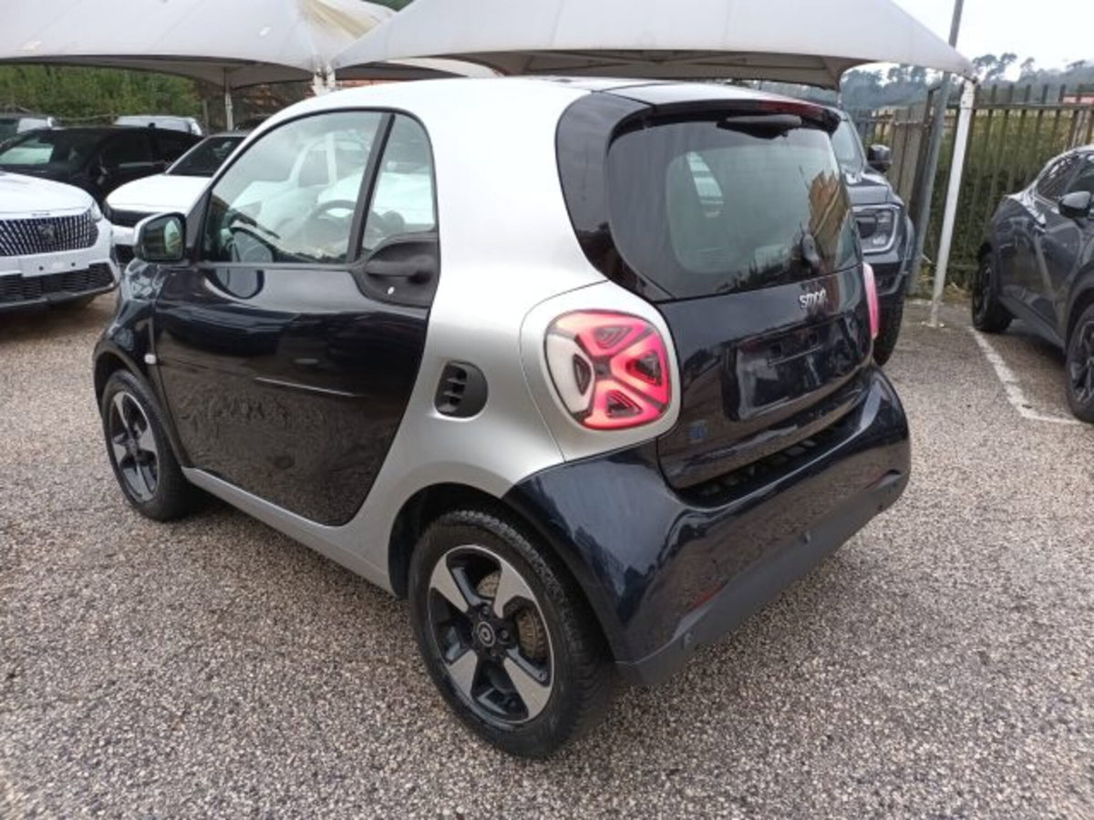 smart Fortwo EQ Prime Nightsky (3)