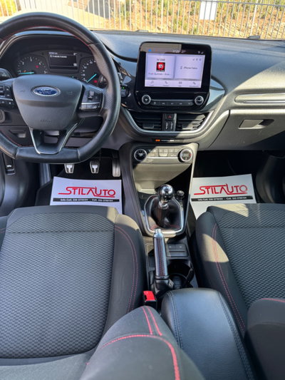 Ford Fiesta 1.5 EcoBlue 5 porte ST-Line (10)