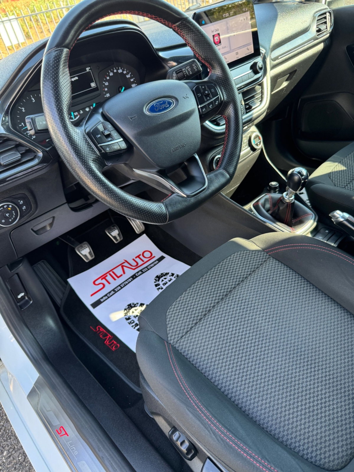Ford Fiesta 1.5 EcoBlue 5 porte ST-Line (11)