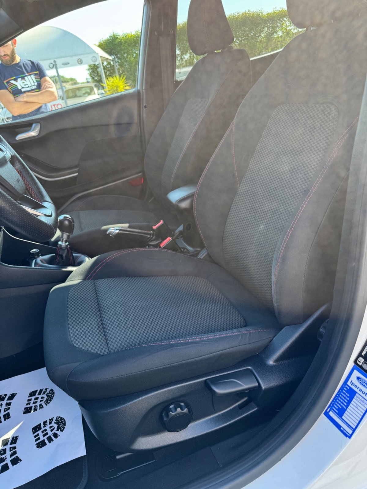 Ford Fiesta 1.5 EcoBlue 5 porte ST-Line (12)