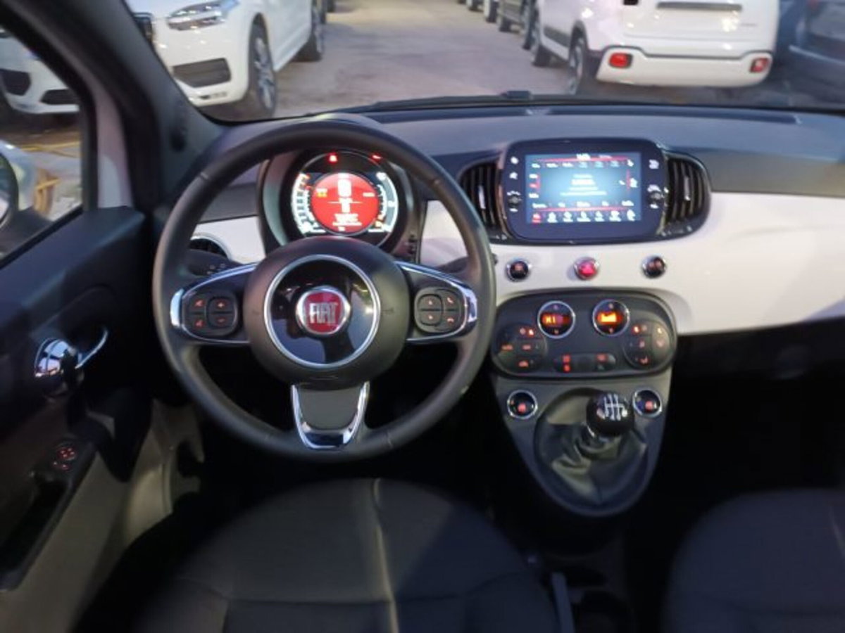 Fiat 500C Cabrio 1.0 Hybrid Red (10)
