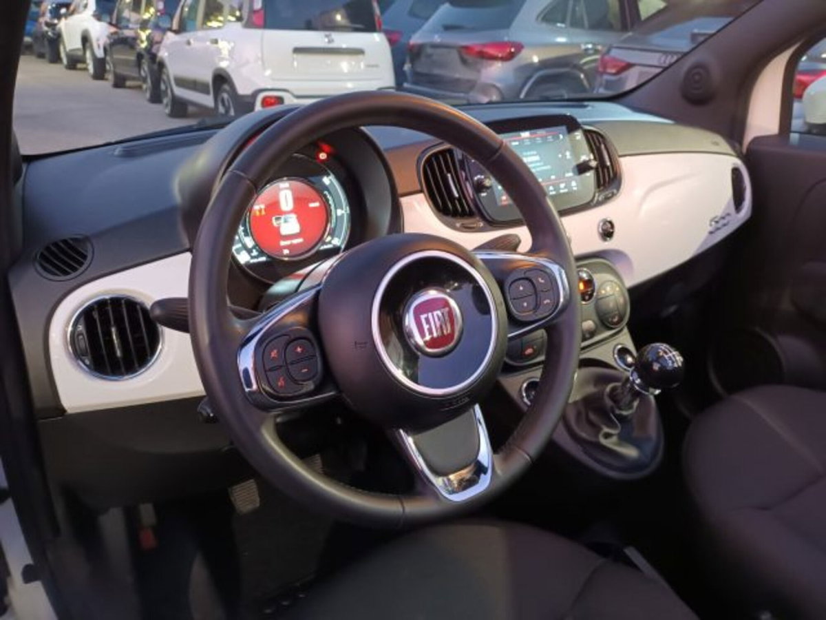 Fiat 500C Cabrio 1.0 Hybrid Red (9)