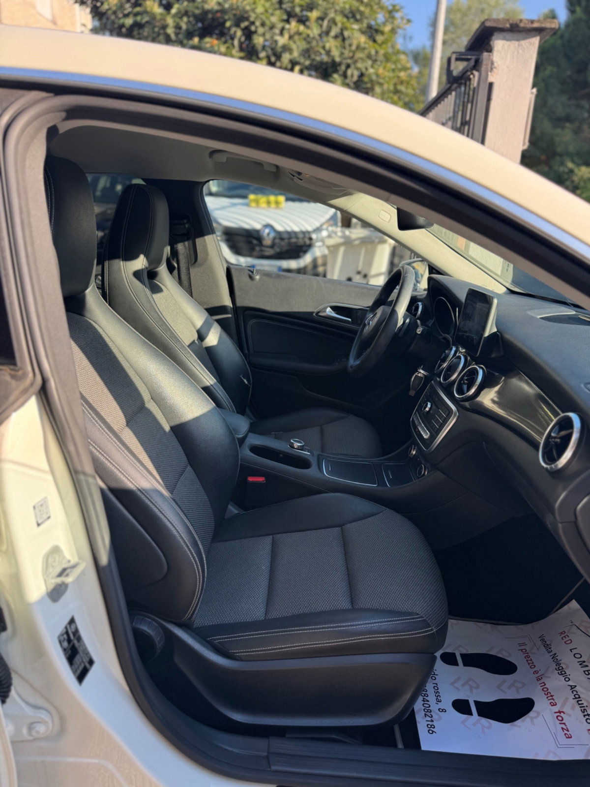 Mercedes-Benz CLA Shooting Brake 200 d 4Matic Automatic Executive (17)