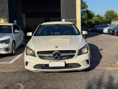 Mercedes-Benz CLA Shooting Brake 200 d 4Matic Automatic Executive (3)