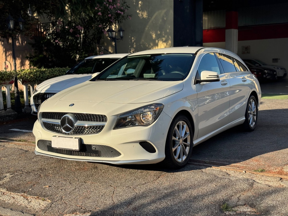 Mercedes-Benz CLA Shooting Brake 200 d 4Matic Automatic Executive (8)