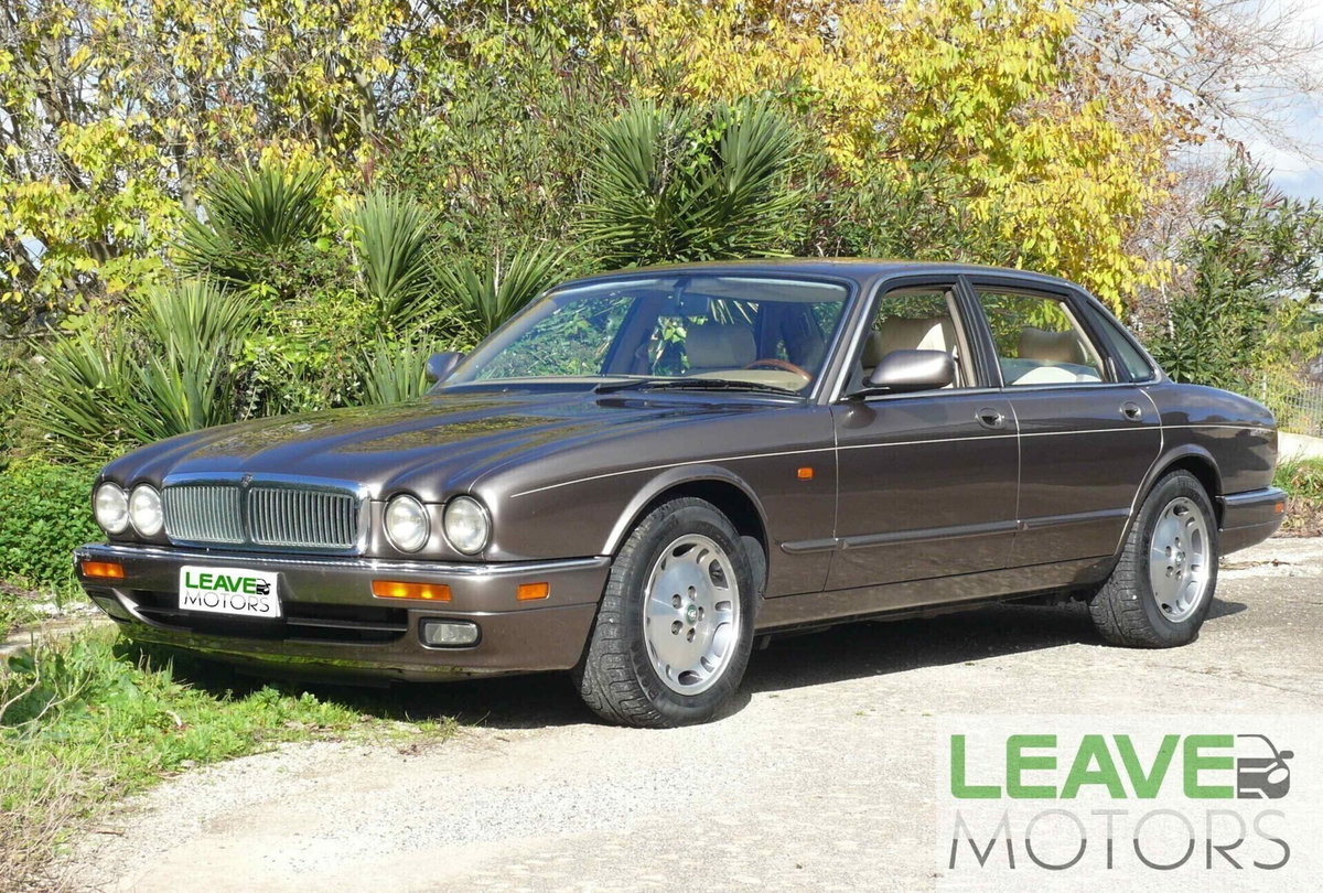 Jaguar XJ 3.2 cat Executive