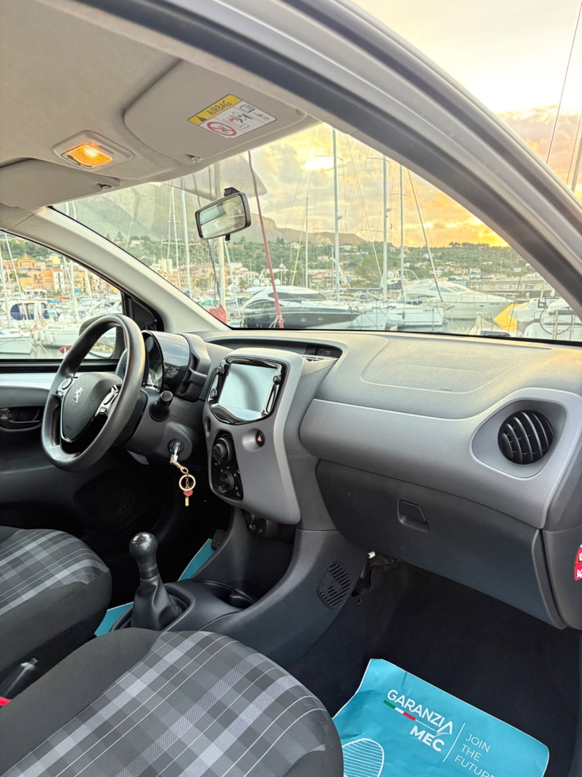 Peugeot 108 72 5 porte Allure (19)