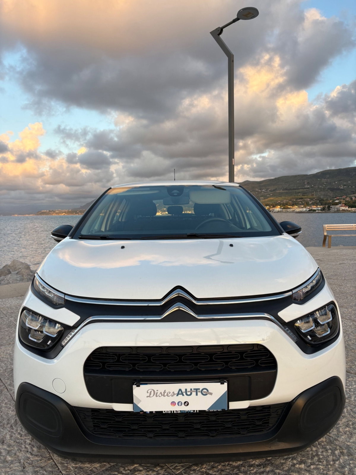 Citroen C3 BlueHDi 100 S&S Feel (2)