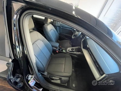 Audi A3 Sportback 35 TDI S tronic Business (17)