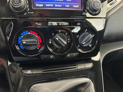 Lancia Ypsilon 1.2 69 CV 5 porte GPL Ecochic Gold (17)