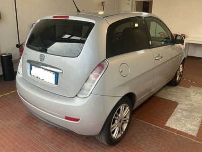Lancia Ypsilon 1.4 Platino Ecochic GPL (3)