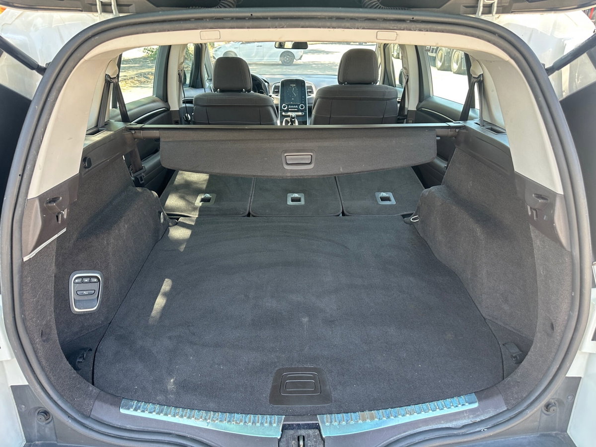 Renault Espace dCi Energy  Zen (13)