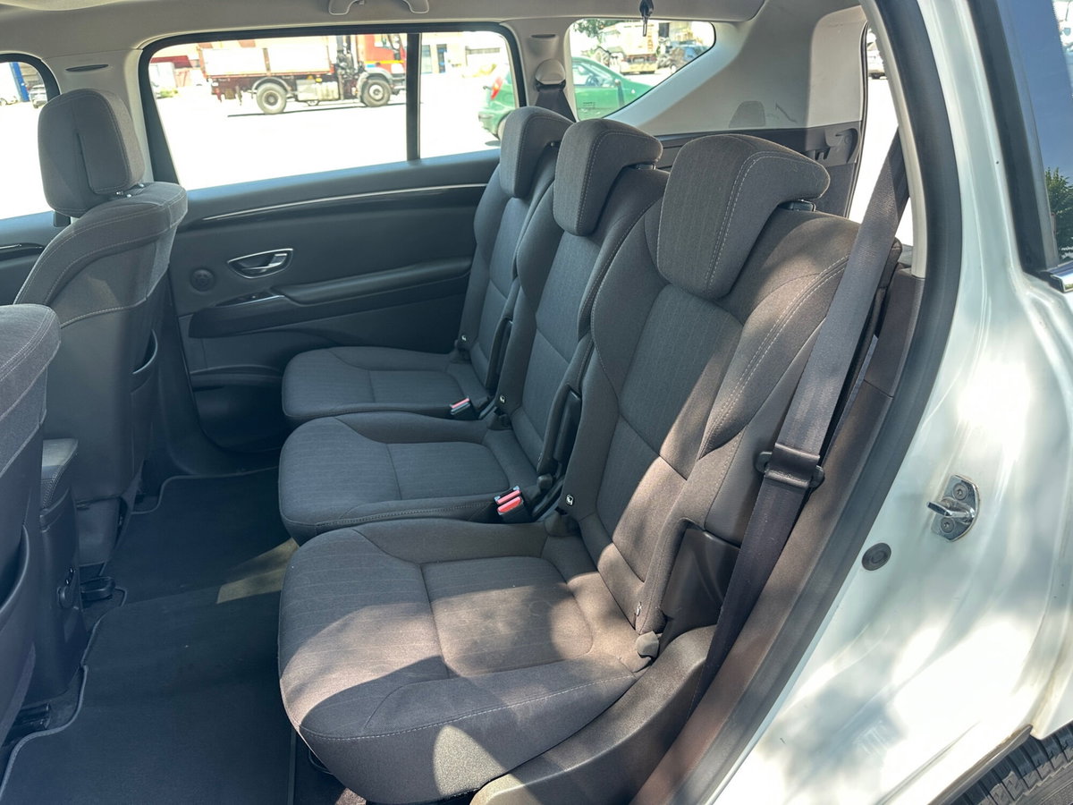 Renault Espace dCi Energy  Zen (14)