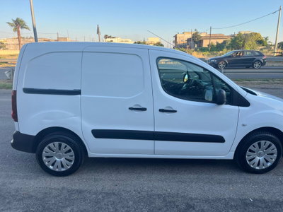 Citroen Berlingo Furgone 1.6 e-HDi 90CV FAP airdream Van 3 posti Club L1 (4)