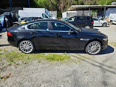 Jaguar XE 2.0 D 180 CV aut. R-Sport (8)