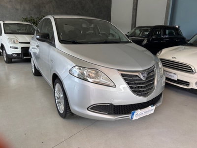 Lancia Ypsilon 1.2 69 CV 5 porte GPL Ecochic Gold (5)