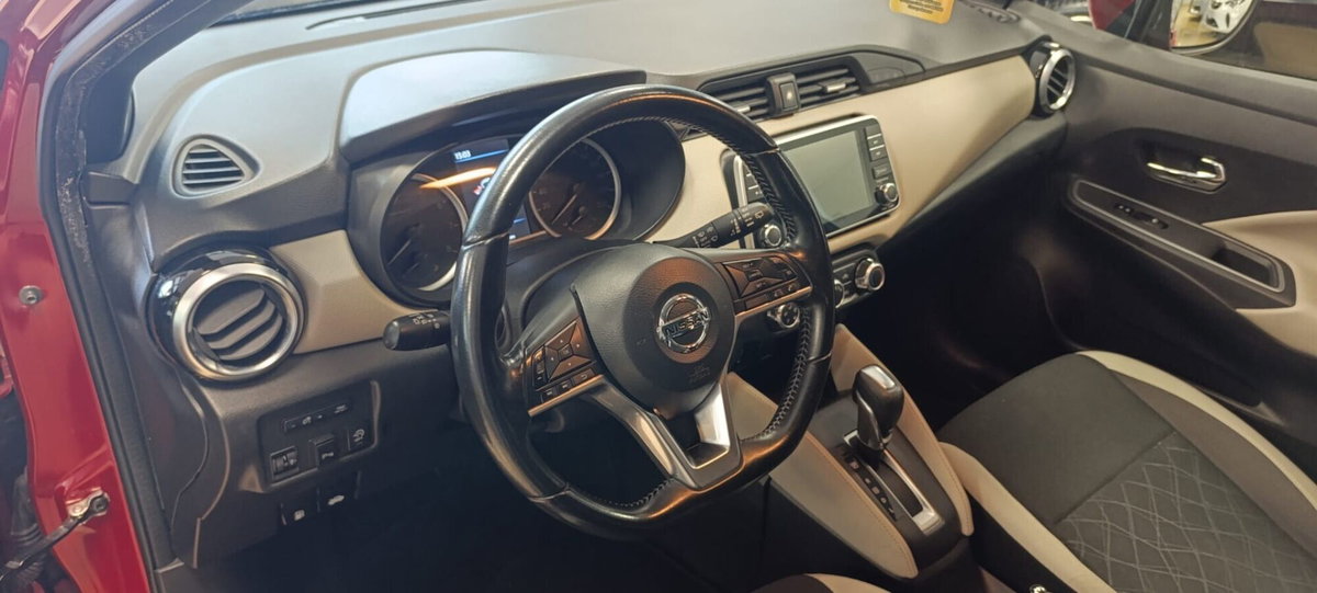 Nissan Micra IG-T 100 Xtronic 5 porte Tekna (11)