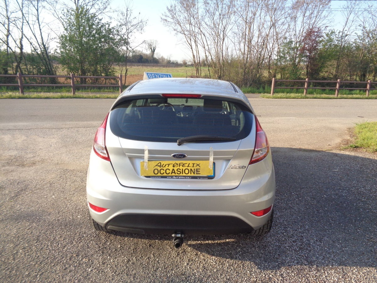 Ford Fiesta 1.0 80CV 3 porte Titanium (16)