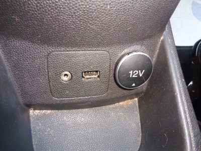 Ford Fiesta 1.0 80CV 3 porte Titanium (9)