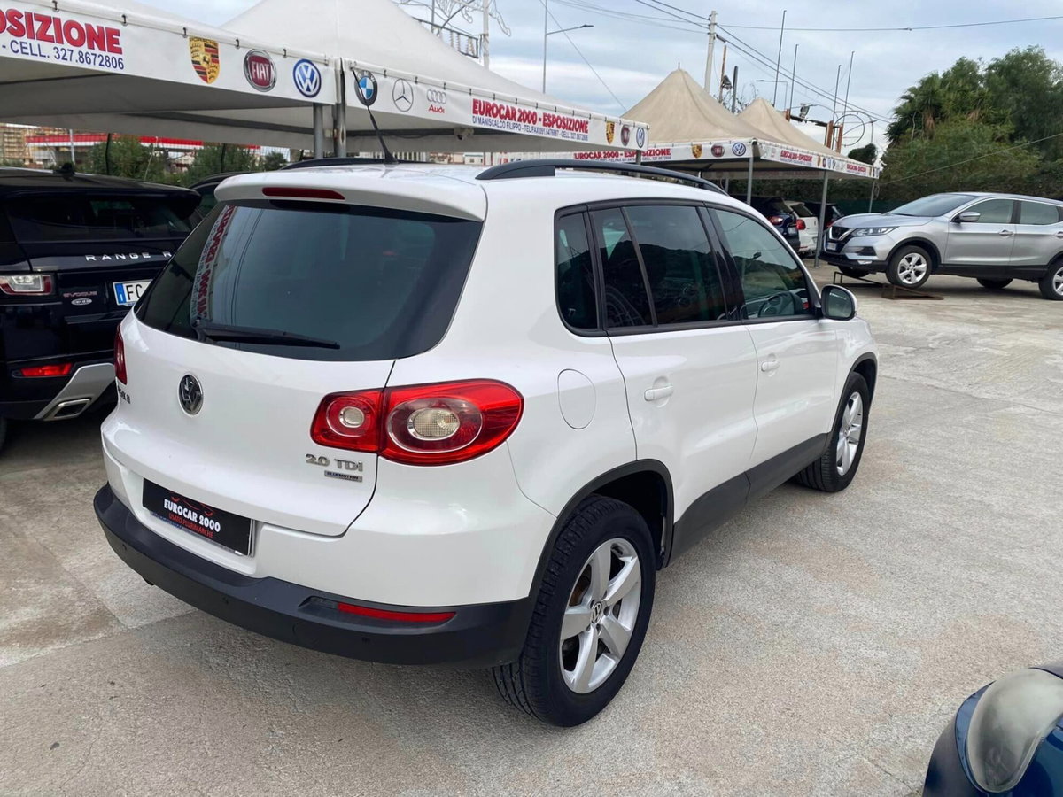 Volkswagen Tiguan 2.0 TDI DPF 4MOTION DSG Sport & Style (5)