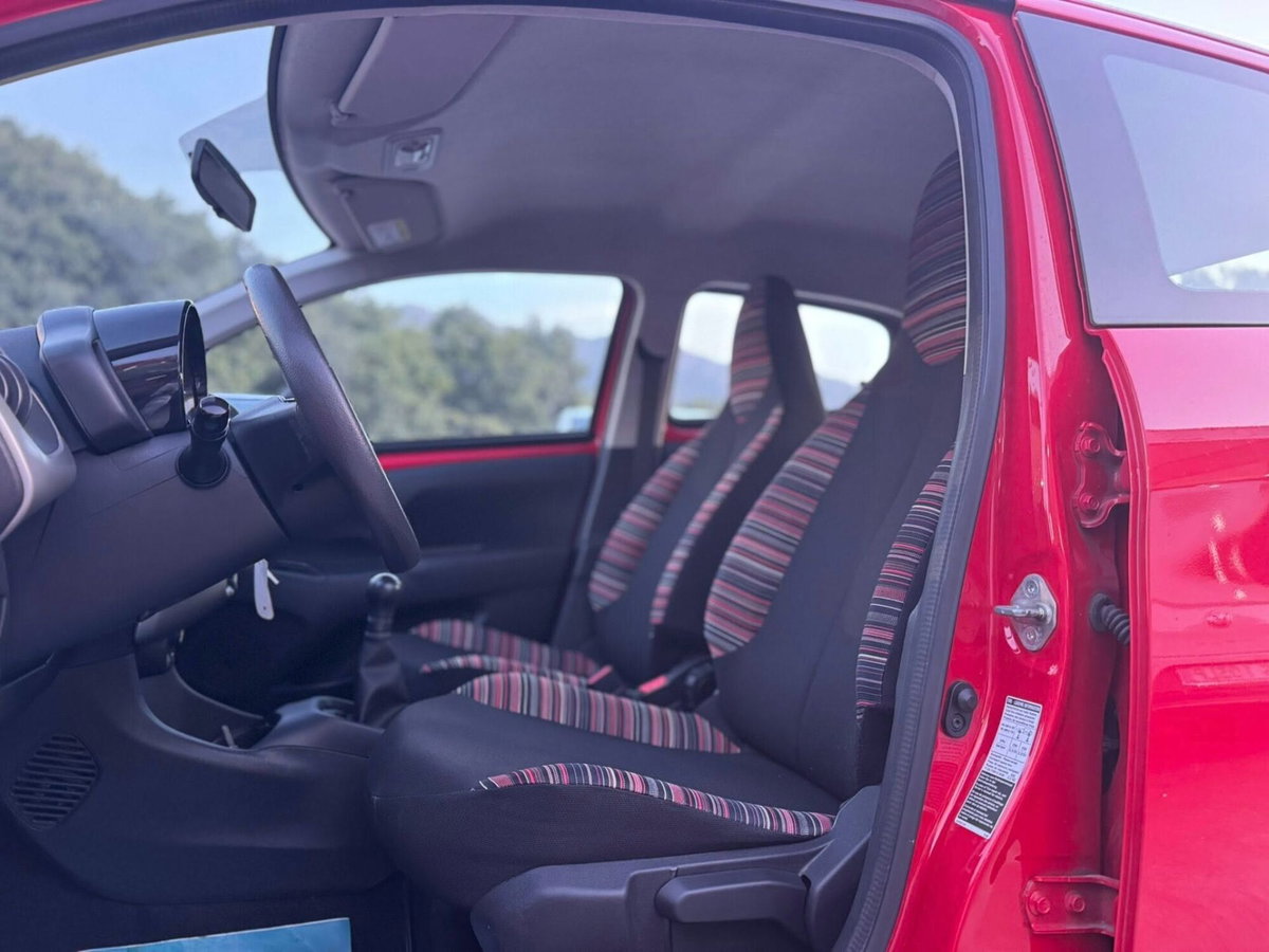 Citroen C1 C1 VTi 68 5 porte Live (6)