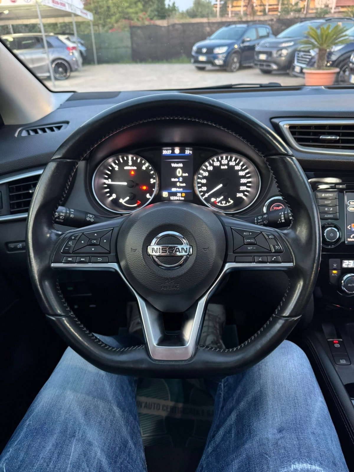 Nissan Qashqai 1.5 dCi 115 CV Tekna (15)