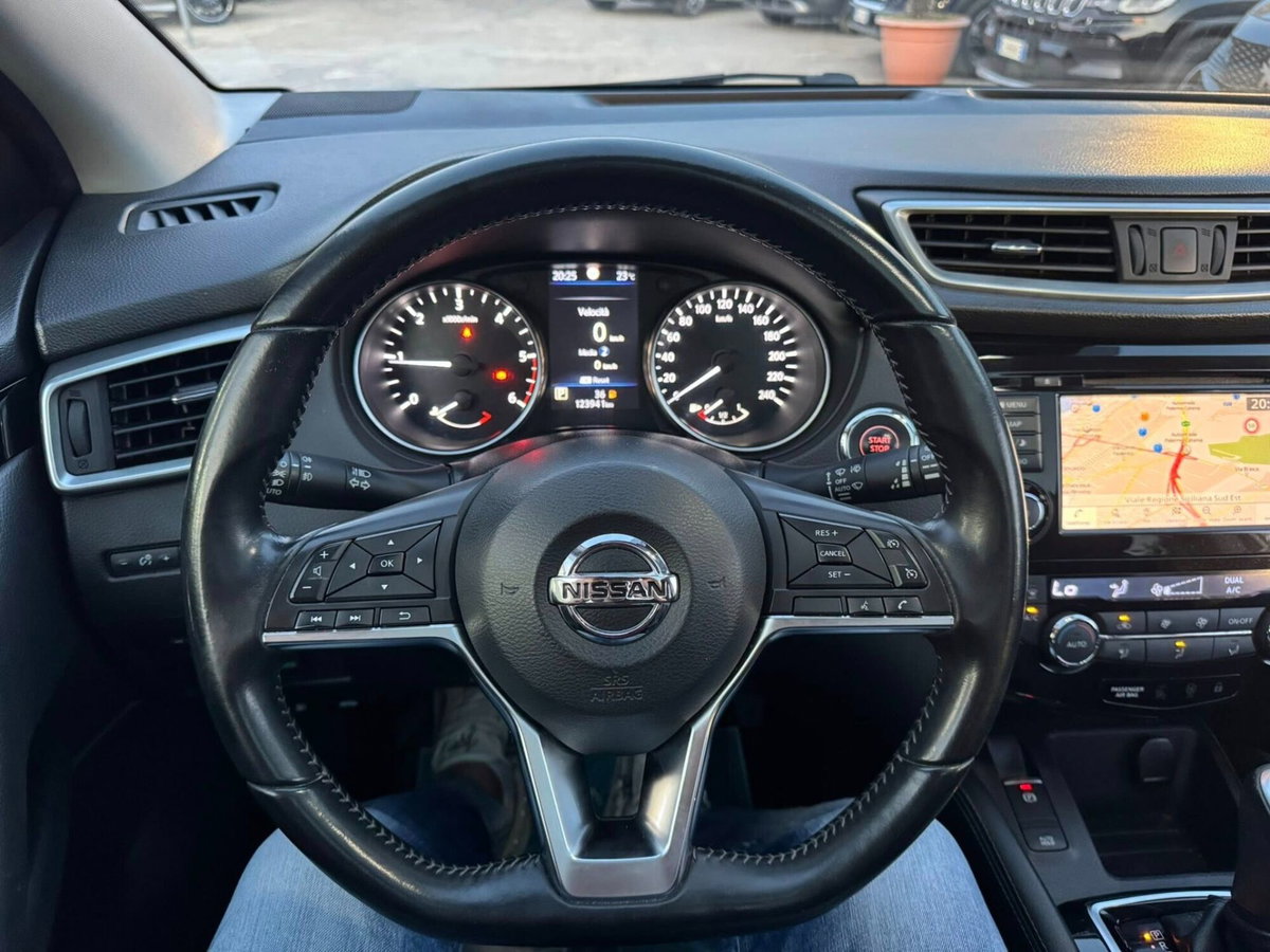 Nissan Qashqai 1.5 dCi 115 CV Tekna (17)