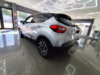 Renault Captur 1.5 dCi 8V 90 CV Start&Stop Energy R-Link (2)