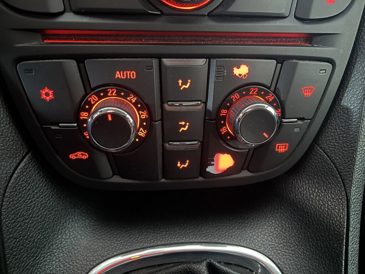 Opel Meriva 1.4 Turbo 120CV Elective (17)
