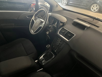 Opel Meriva 1.4 Turbo 120CV Cosmo (9)