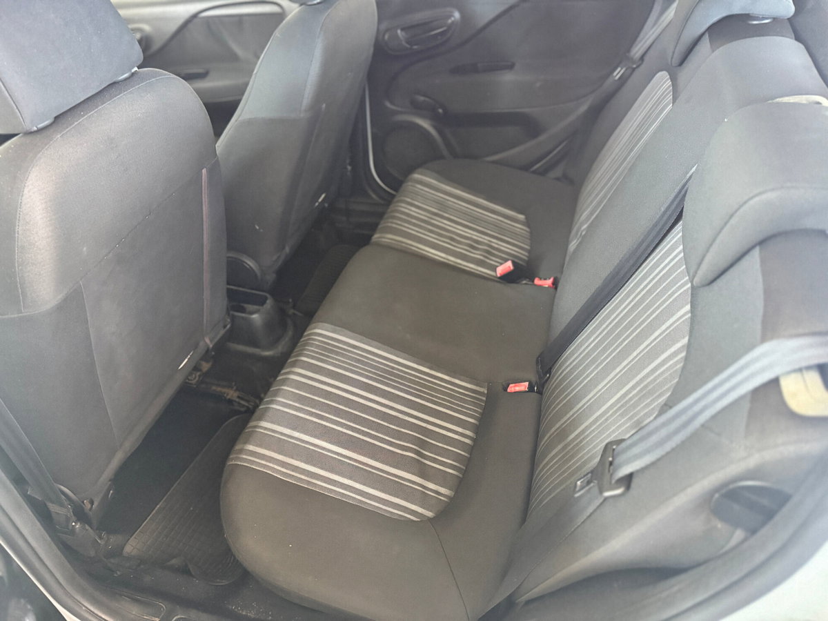 Fiat Punto Evo 1.2 5 porte S&S 150° (4)