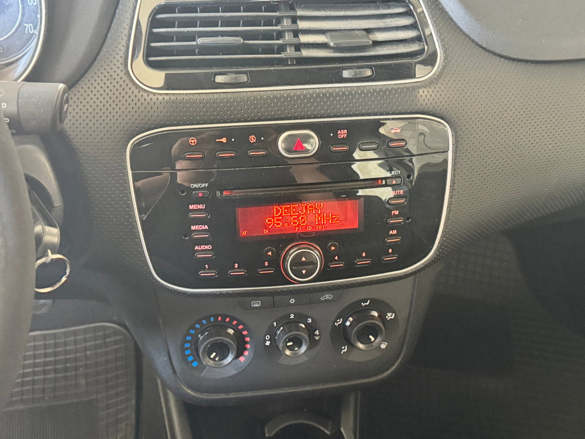 Fiat Punto Evo 1.2 5 porte S&S 150° (6)