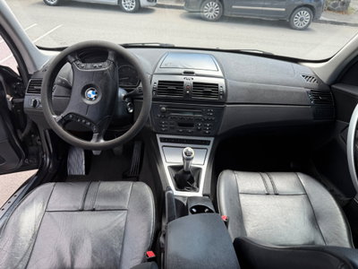 BMW X3 3.0d cat Futura (12)