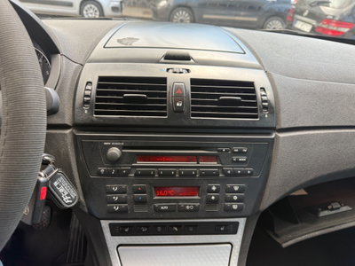BMW X3 3.0d cat Futura (18)