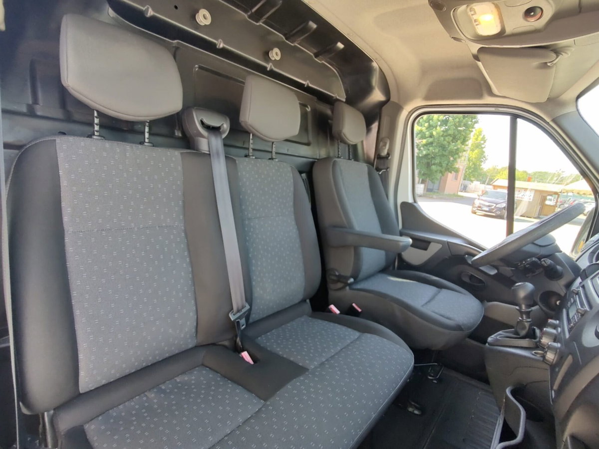 Opel Movano Furgone 35 2.3 CDTI 170CV S&S PC-TN FWD Furgone (12)