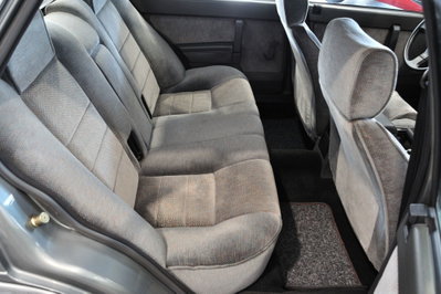 Alfa Romeo 75 2.0i Twin Spark (15)