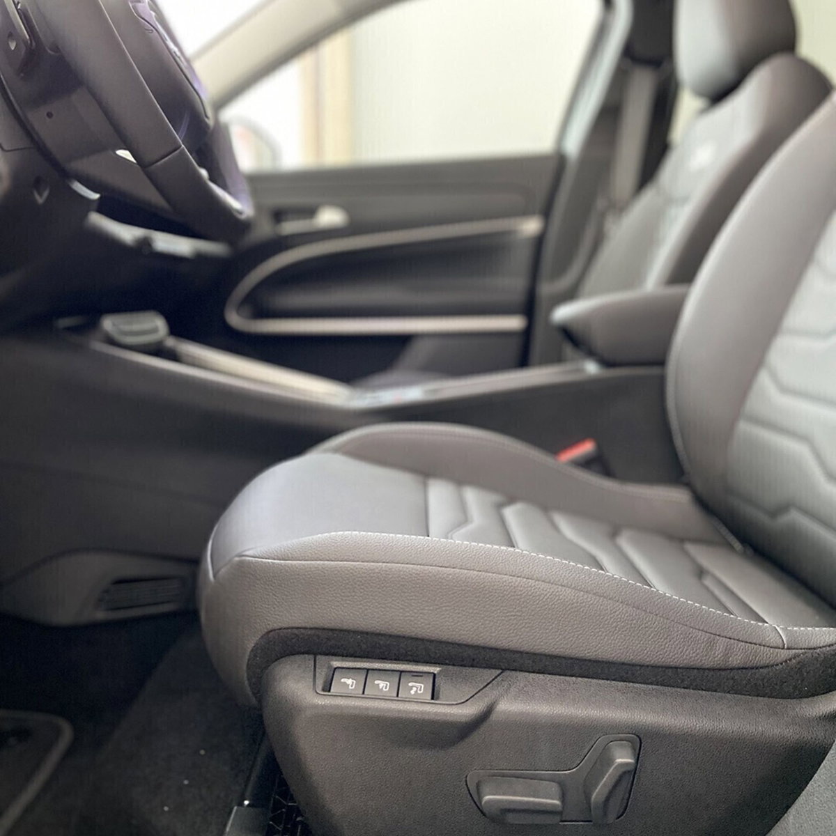 Jeep Avenger 1.2 turbo Summit fwd 100cv (7)