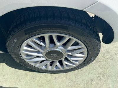 Lancia Ypsilon 1.2 69 CV 5 porte GPL Ecochic 30th Anniversary (8)