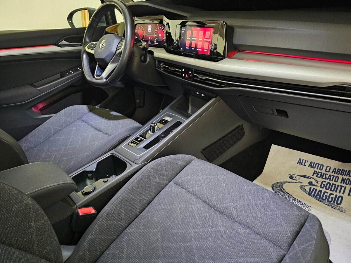 Volkswagen Golf 1.0 eTSI EVO DSG Life (11)