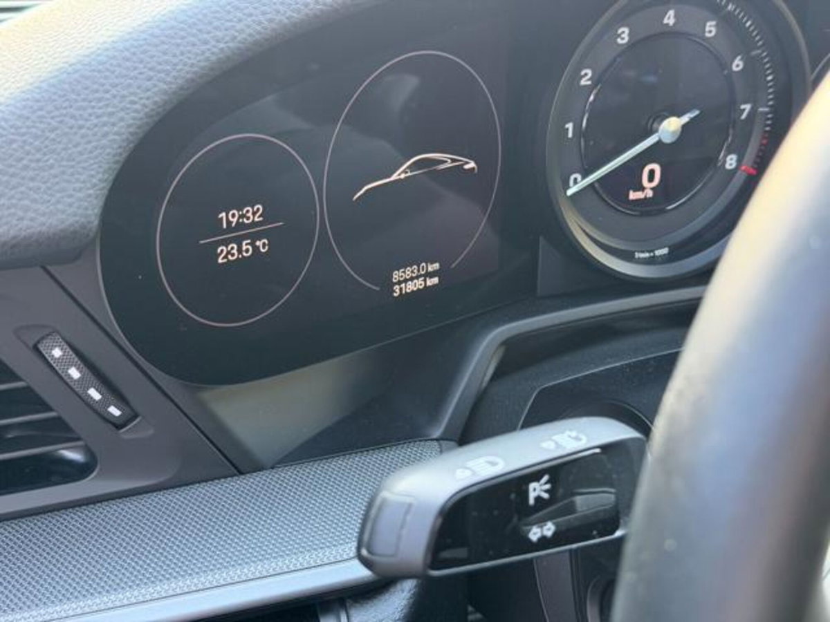Porsche 911 Coupé Coupe 3.0 Carrera T (10)