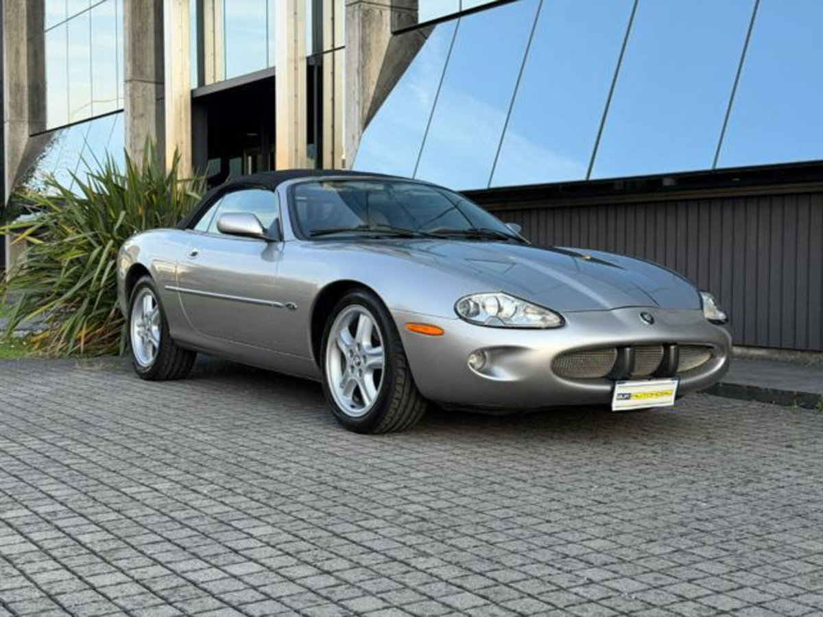 Jaguar XK8 4.0 Convertibile