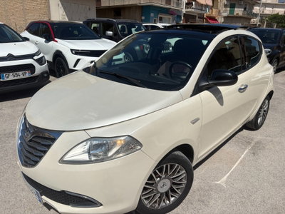 Lancia Ypsilon 0.9 TwinAir 85 CV 5 porte S&S DFN Platinum (2)